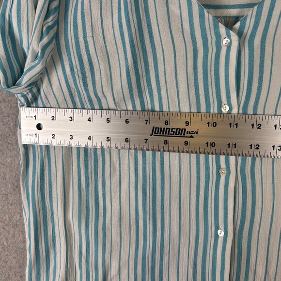 Chico's Top Women 2 White Blue Stripe 3/4 Sleeve Button Front Casual Blouse NWOT - Picture 6 of 11